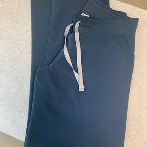 FIGS Livingston scrub pants Dark Harbor XS